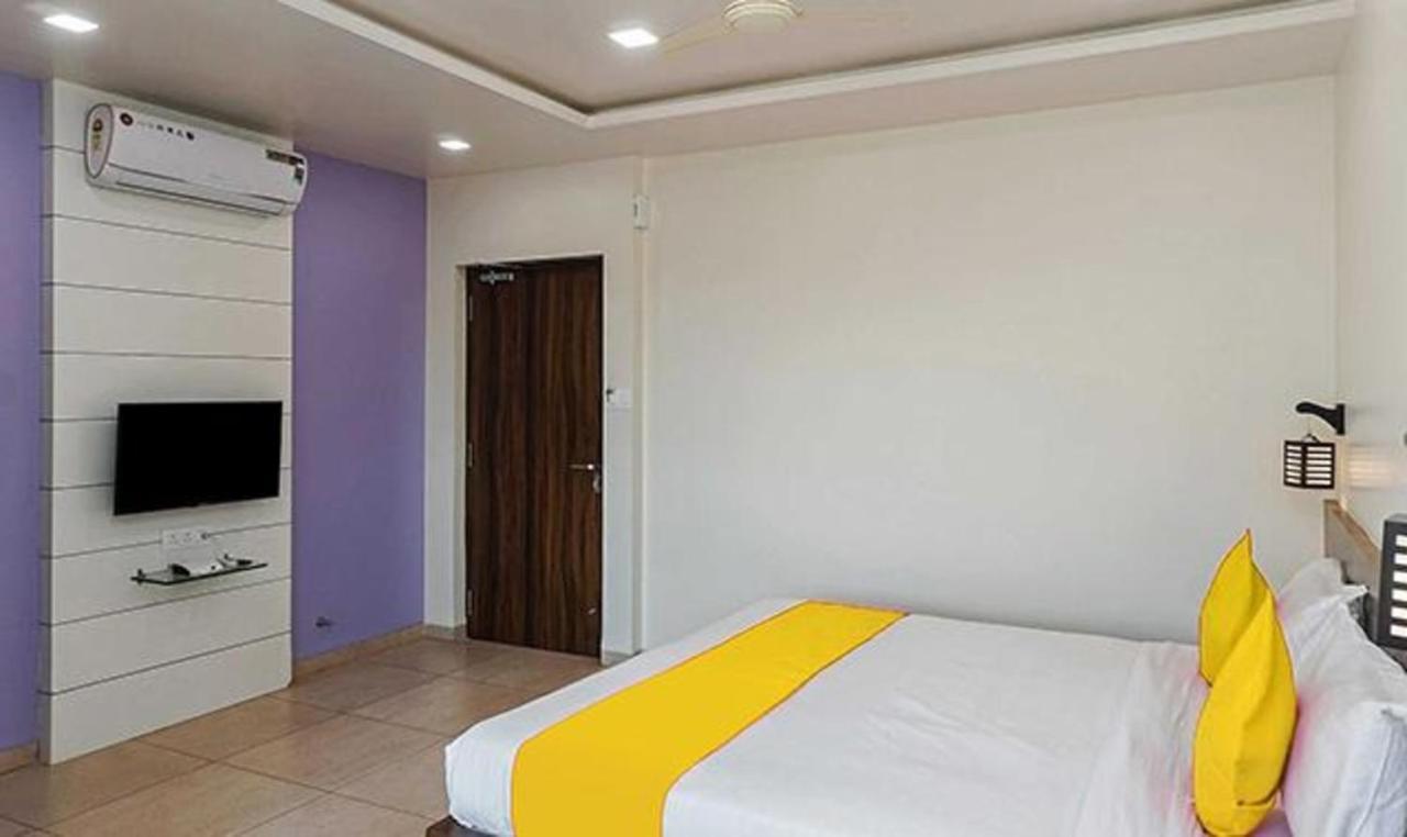 Fabhotel Karishma Palace Supe Εξωτερικό φωτογραφία